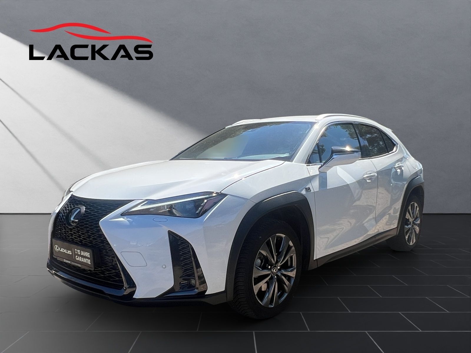Lexus UX - 1