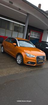 Audi A1 1.6 Tdi   attraction   1.Hand - Audi A1: Orange