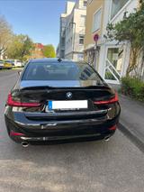 BMW 318i Aut. LED Navi Garantie TÜV neu Schwarz - BMW 318 in Stuttgart