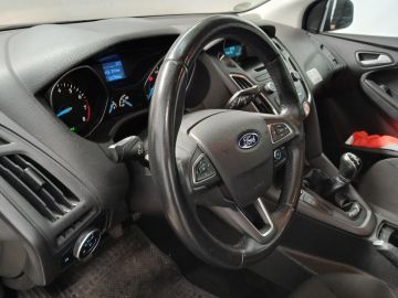 Ford Focus - 11