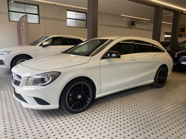 Mercedes-Benz Mercedes-benz CLA 200 Shooting Brake Sport Auto 