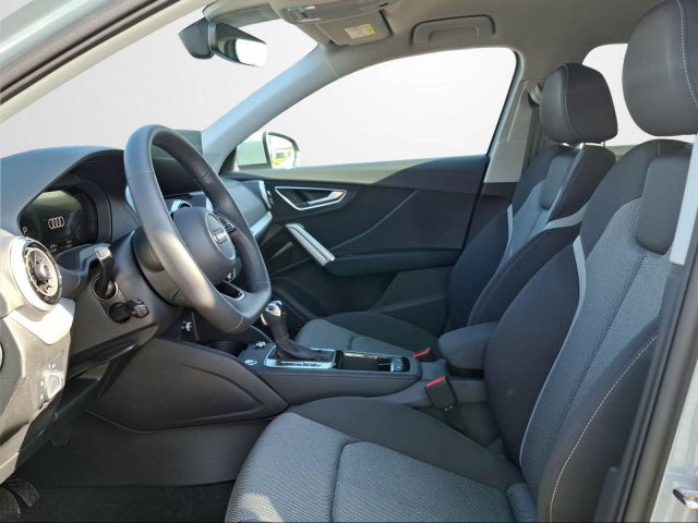 Q2 35 TFSI S-TRONIC ADVANCED
