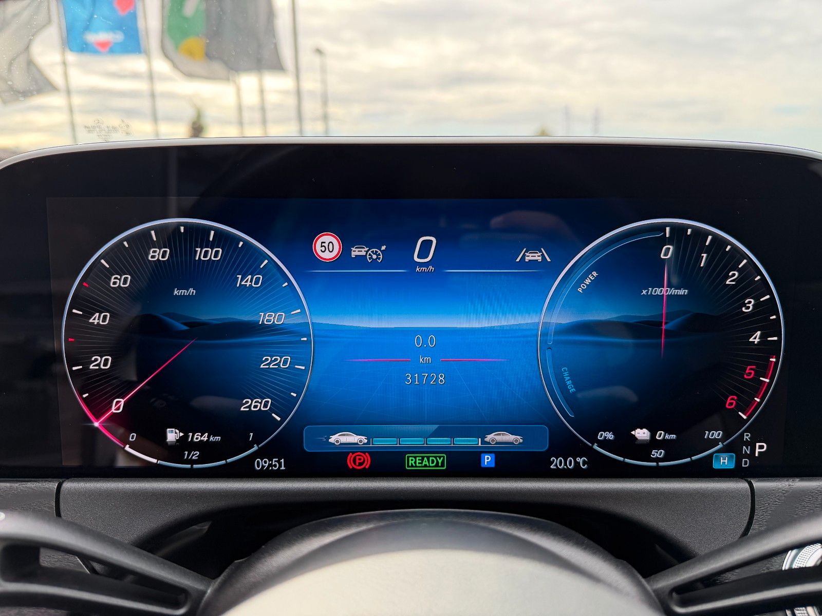 Fahrzeugabbildung Mercedes-Benz E 300de Avantgarde AHK+Distr+Memory+360+DigitalL