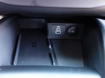 Bild 26 Ford Focus 125 PS Klimaauto. PDC v+h+Kamera Voll LED