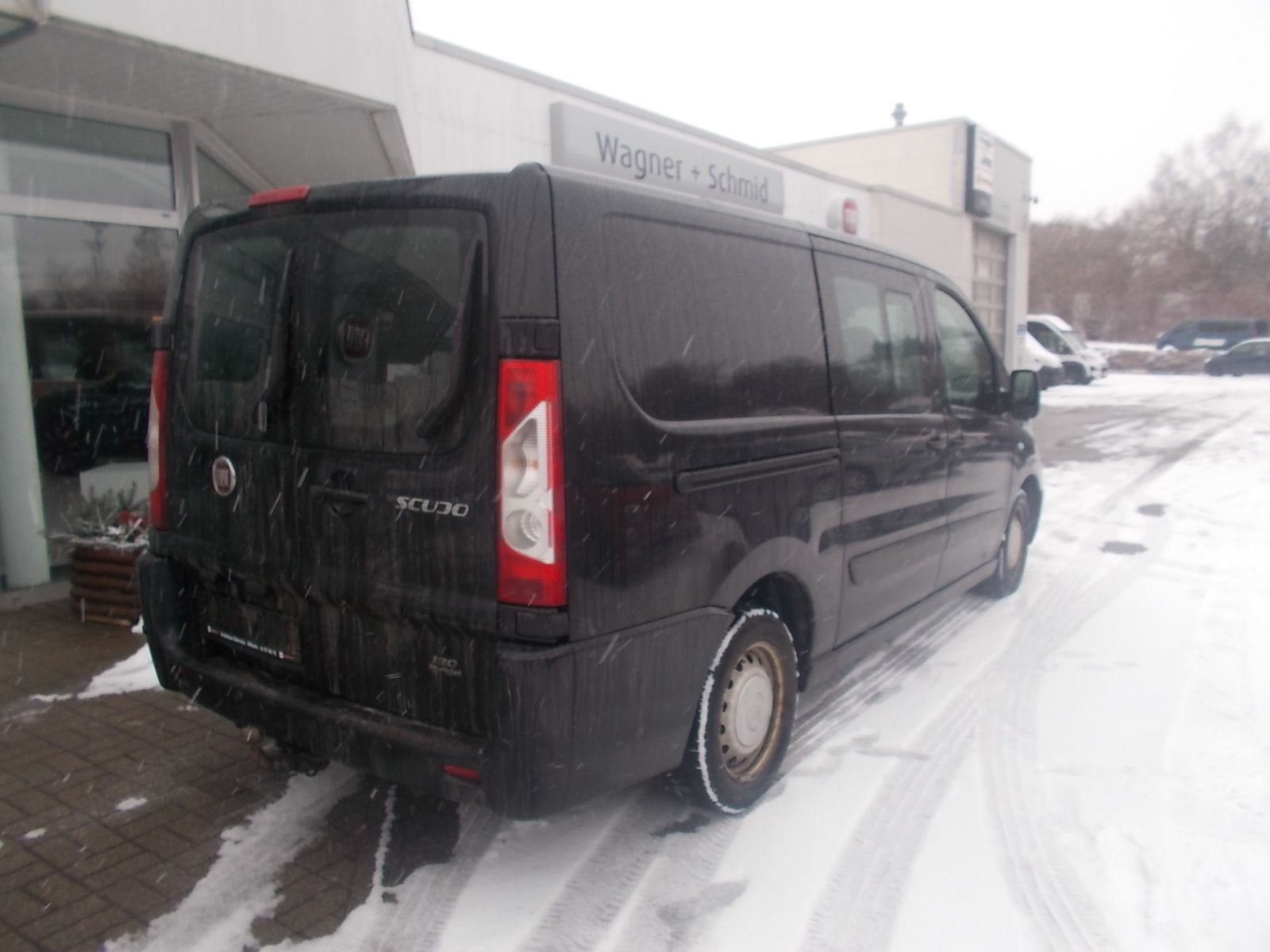 Fahrzeugabbildung Fiat Scudo 130 Mjet L2H1 N1 Teilverglast MIXTO AHK