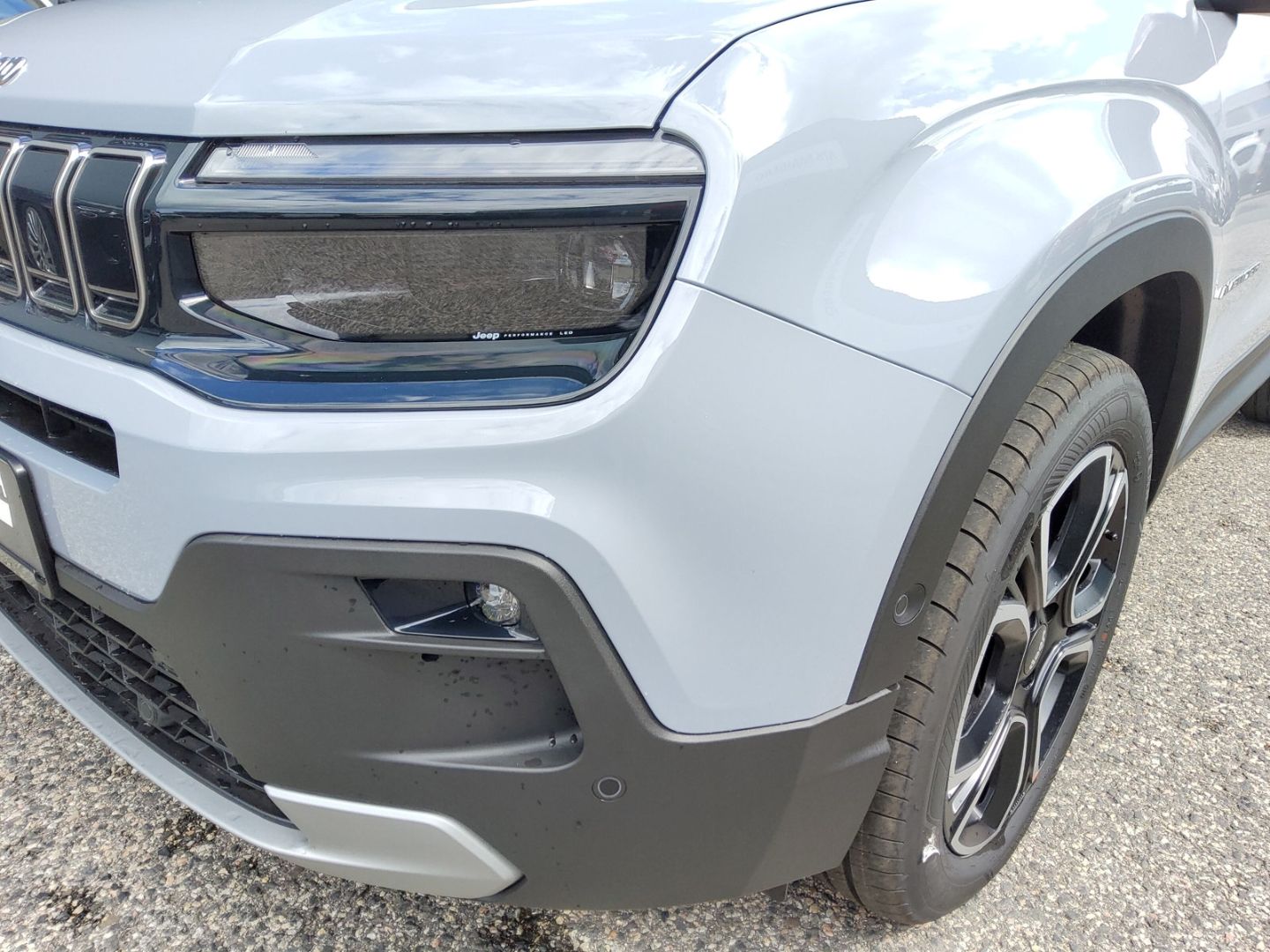 Fahrzeugabbildung Jeep Avenger Summit Sonderlack SHZ, 360°Sensoren, Key