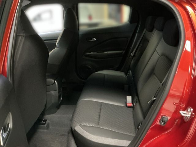 Fahrzeugabbildung Nissan JUKE 1.0 DIG-T 114 PS 6MT N-CONNECTA Winter II B