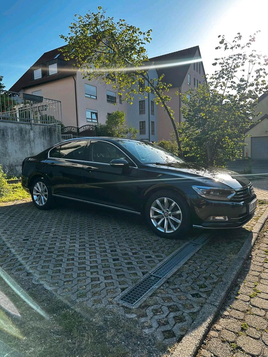 VW Volkswagen Passat Limousine 1.6 TDI DSG LED