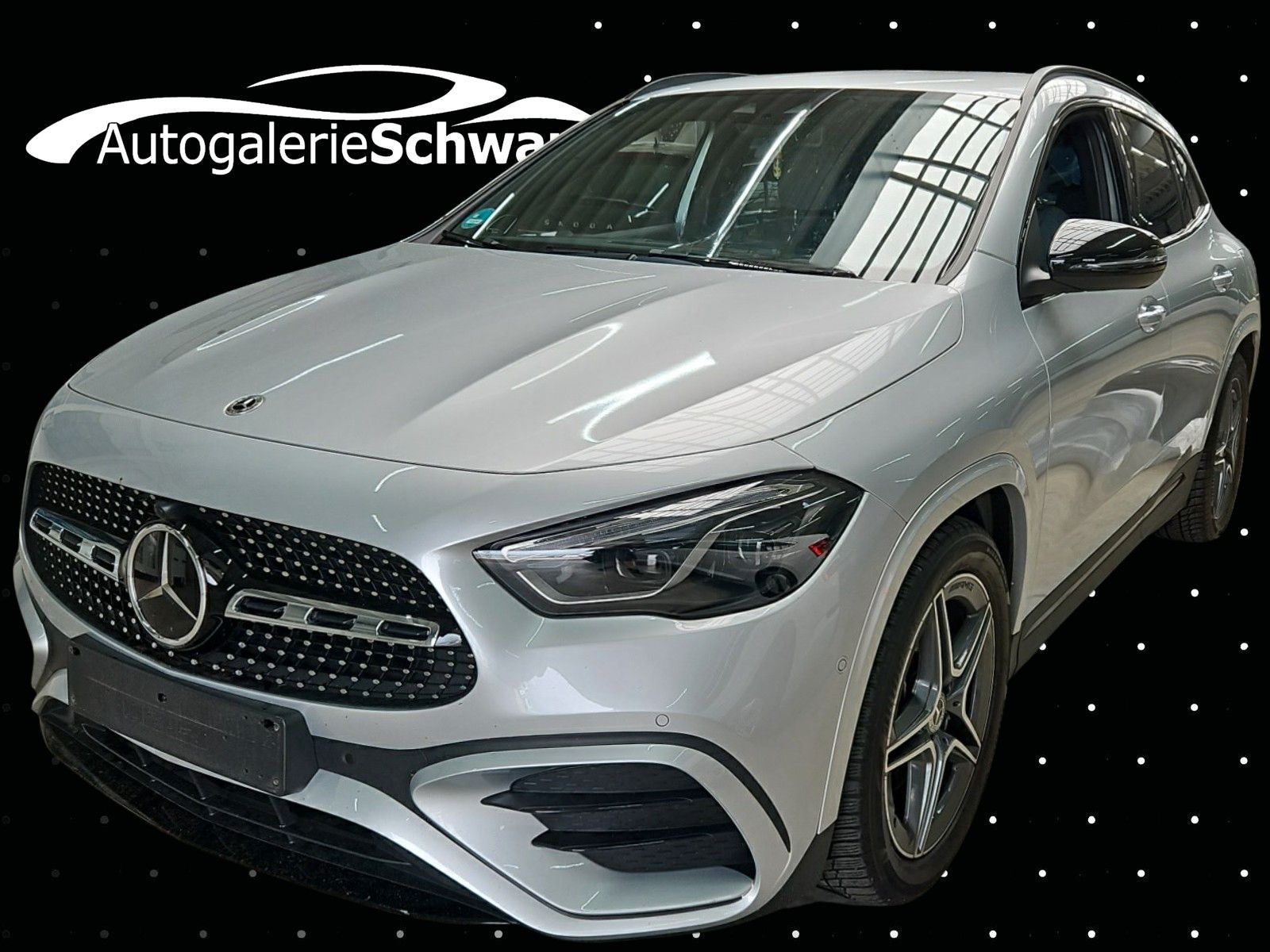 Mercedes-Benz GLA 180 7G AMG NIGHT MBEAM DIST+KAM AMB KEY BURM foto 1