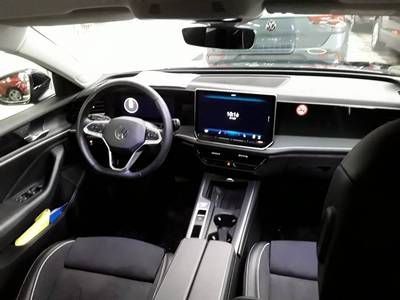 Volkswagen Passat - Bild 7