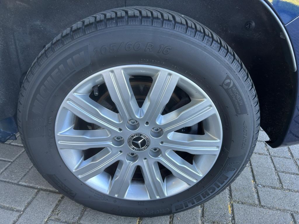 Mercedes-Benz T 180 d PROGRESSIVE 7GT*LED*AHK*NAVI*KAMERA