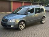 Skoda Roomster 1.6 16V Scout Scout TÜV neu - Skoda Roomster: Scout