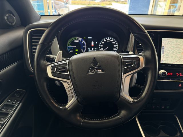 Mitsubishi Outlander PHEV PLUS Spirit-Paket 2.4 MIVEC 4WD
