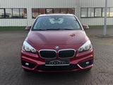 BMW 218 2 Active Tourer 218 i - rote BMW 218