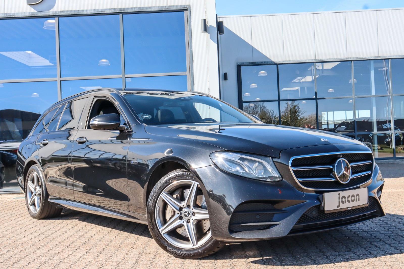 Mercedes-Benz E300de AMG Line, BURMESTER, AHK, PANO, MEMO, ACC