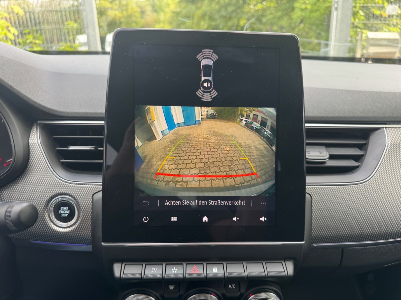 Fahrzeugabbildung Renault Arkana Intens E-Tech LED+NAVI+ACC+Kamera