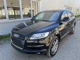 Audi Q7 3.0 TDI quattro S Line.Xenon.7 Sitzer - Audi Q7 aus 2008: Line