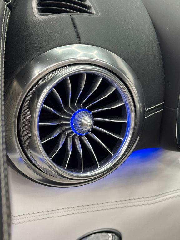 Mercedes-Benz SL 63 AMG