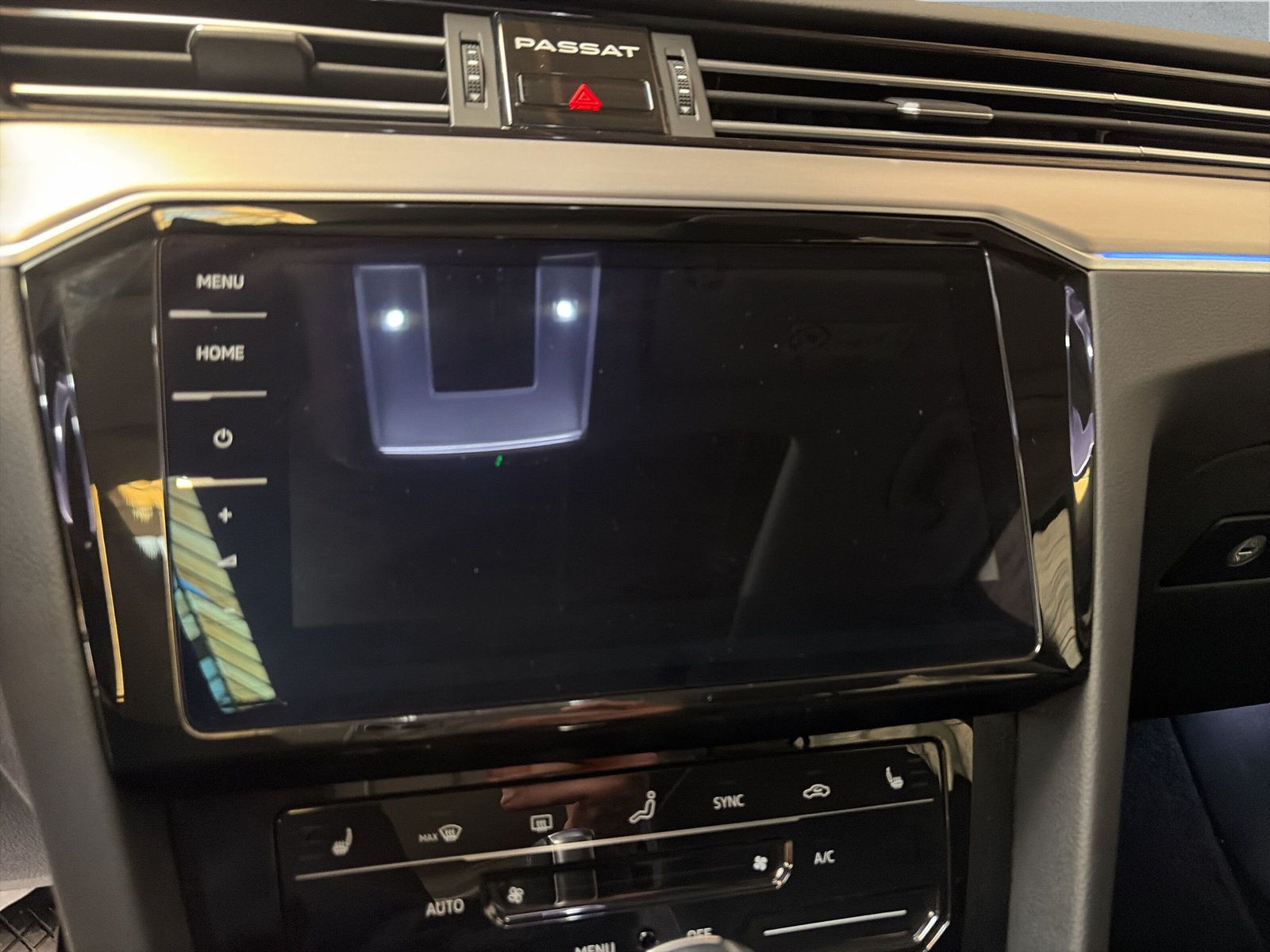 Fahrzeugabbildung Volkswagen Passat Variant 2.0 TDI AppConnect SHZ ACC