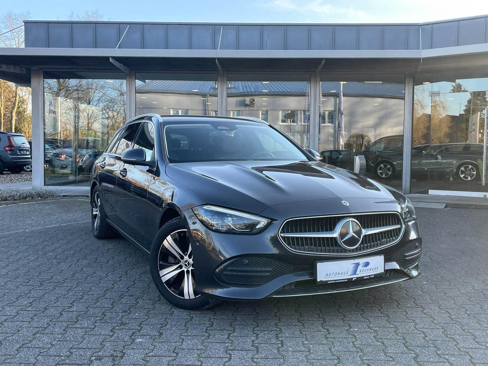Mercedes-Benz C 200 Aut. AHK Navi Teilleder DAB Kamera