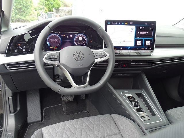 Golf 1.5 eTSI DSG Life / Business Premium