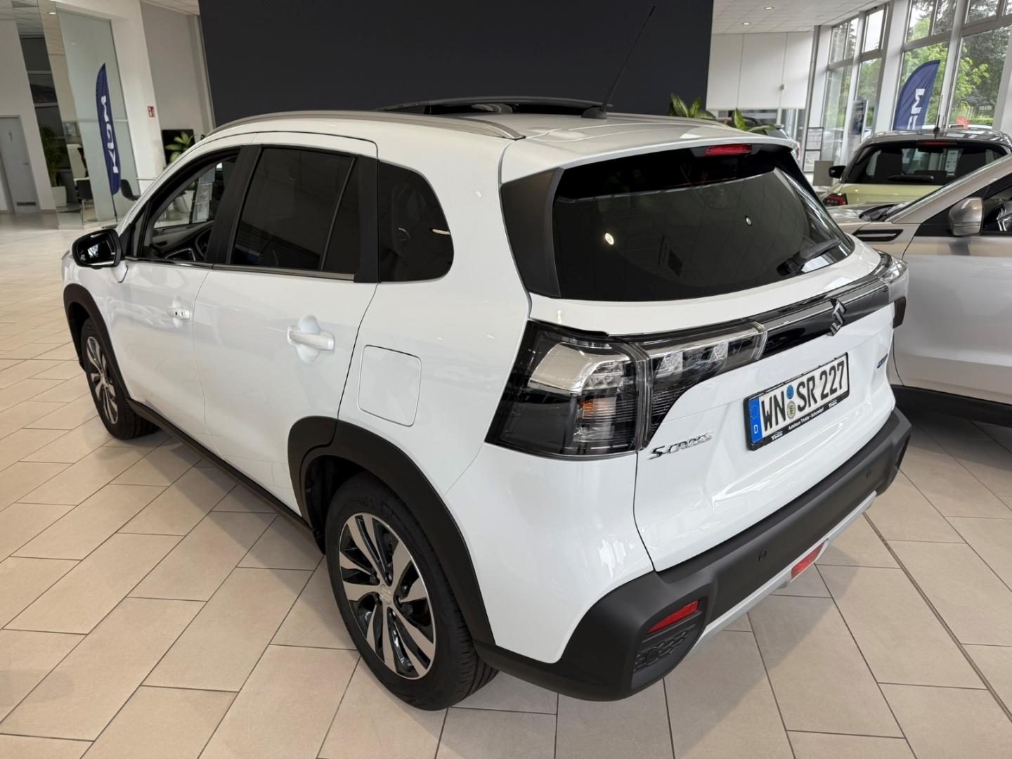 Suzuki S-Cross Comfort+ ALLGRIP 1.5 AGS Dualjet Hybrid 