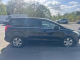 Peugeot 5008 1.6 Platinum 155 THP Platinum - Peugeot 5008: Platinum