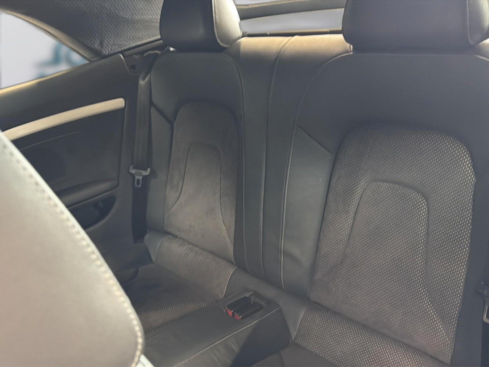 Audi A5 Cabriolet 3.0 TDI clean diesel quattro