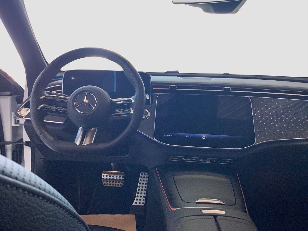 Fahrzeugabbildung Mercedes-Benz E 450 d 4M T AMG*AHK*Pano-Dach*Digital Light*KAM