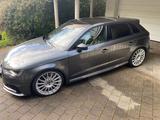 Audi RS3 Sportback RS-AGA OZ B&O KWV3 Audi Scheckheft - gebrauchte Audi RS3 aus dem Jahr 2015