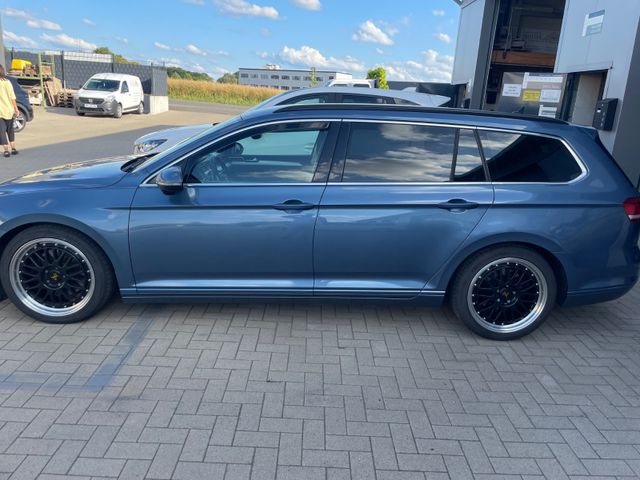 VW Passat Variant