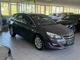 Opel Astra J Sports Tourer 1.6 Exklusiv Navi PDC SHZ - Opel Astra Exklusiv mit Diesel-Antrieb