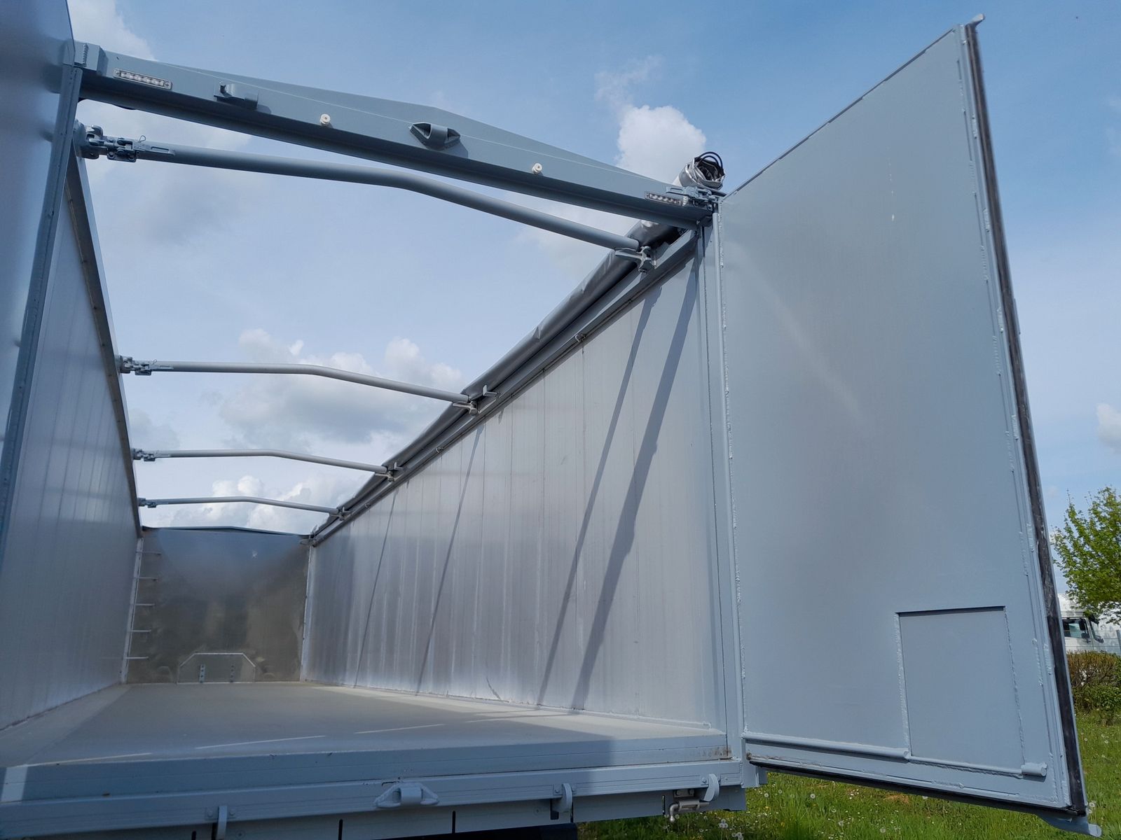 Fahrzeugabbildung Stas agroSTAR 60,9 cbm