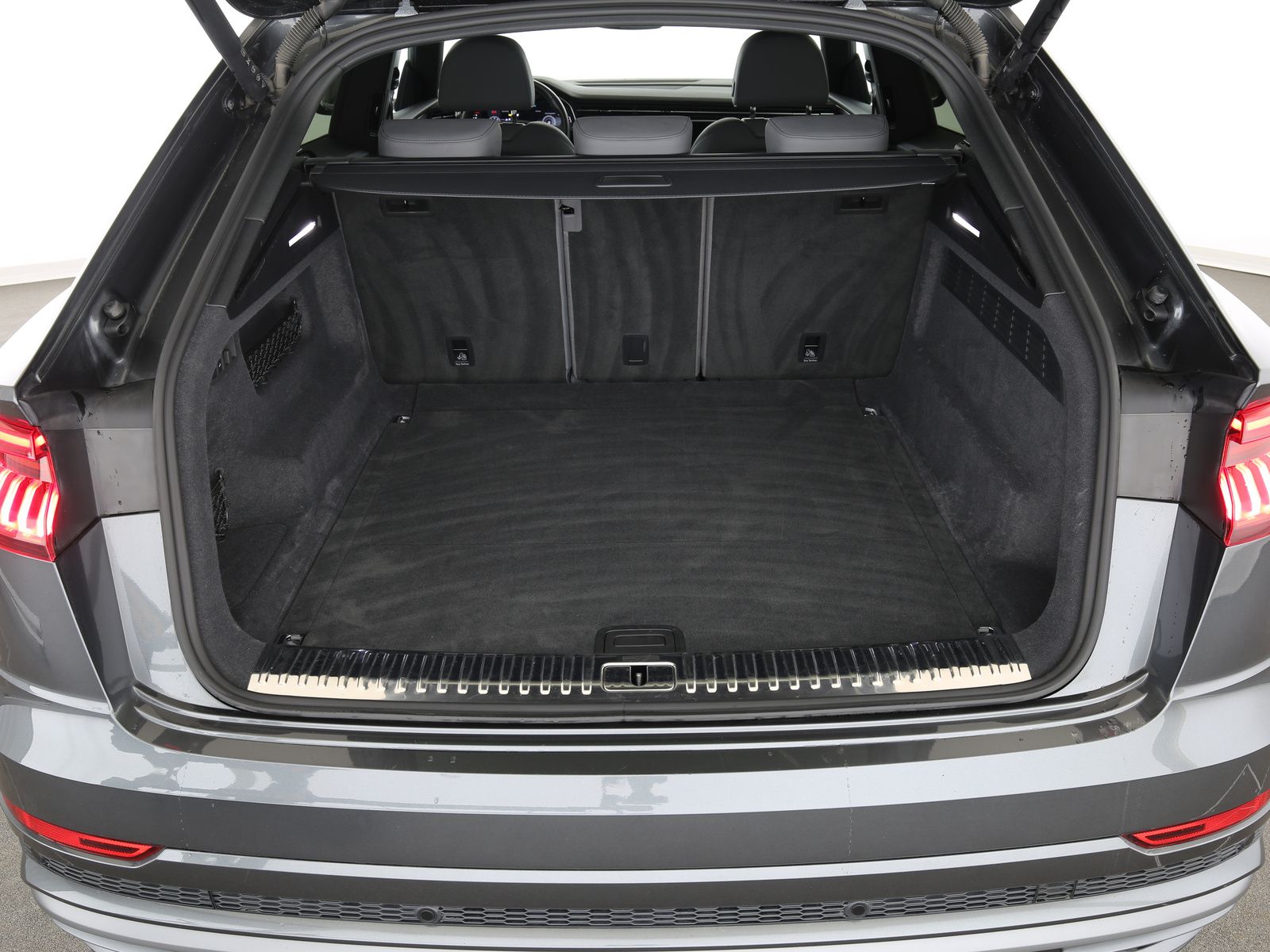 Audi Q8 - Bild 25