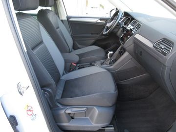Volkswagen Tiguan - 9