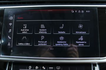 Audi Q8 - 11