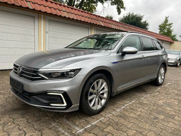 Volkswagen Passat Variant - 2