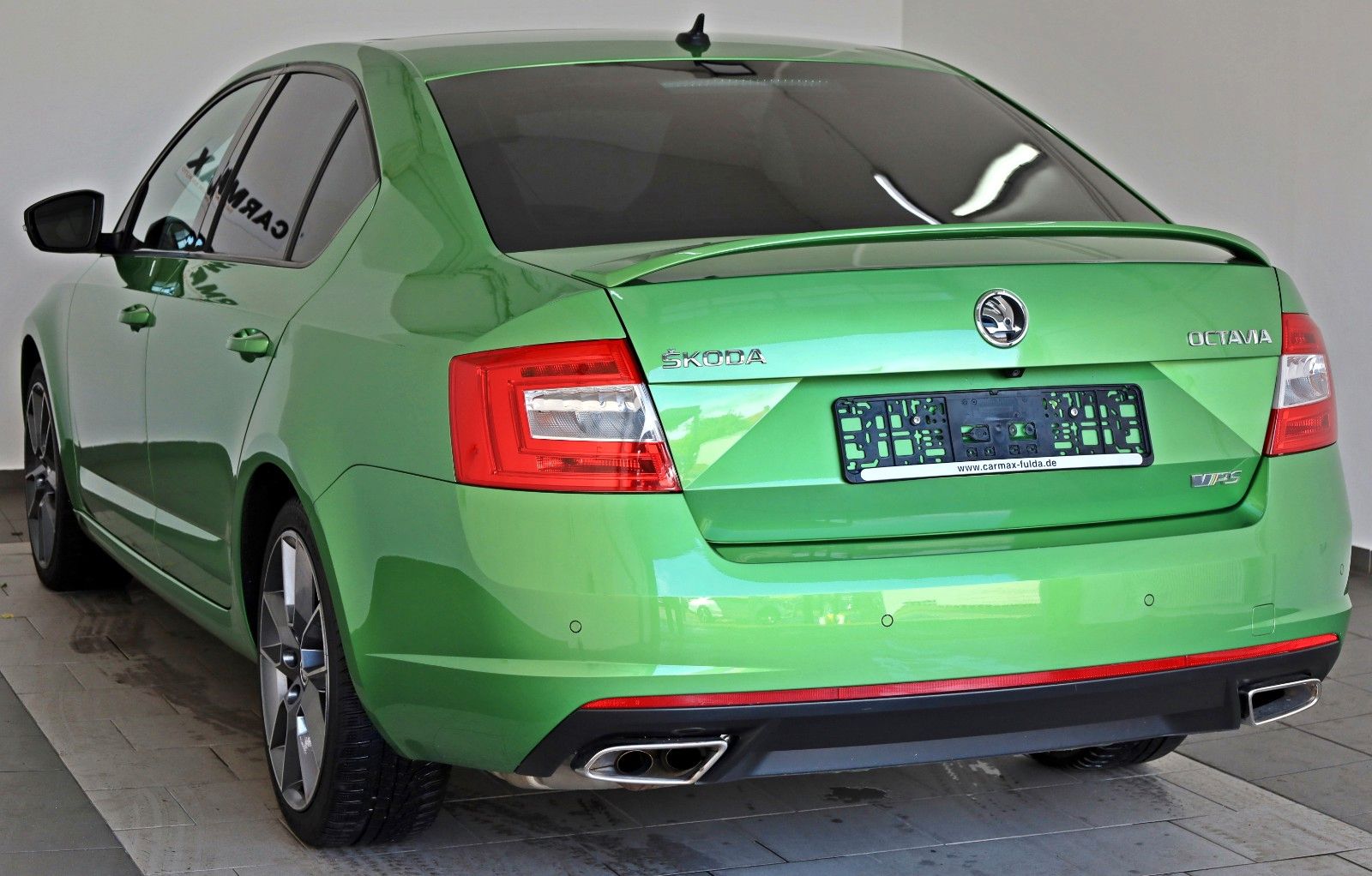 Fahrzeugabbildung SKODA Octavia Lim. RS,Leder,Navi,Bi-Xenon,SH,Panorama