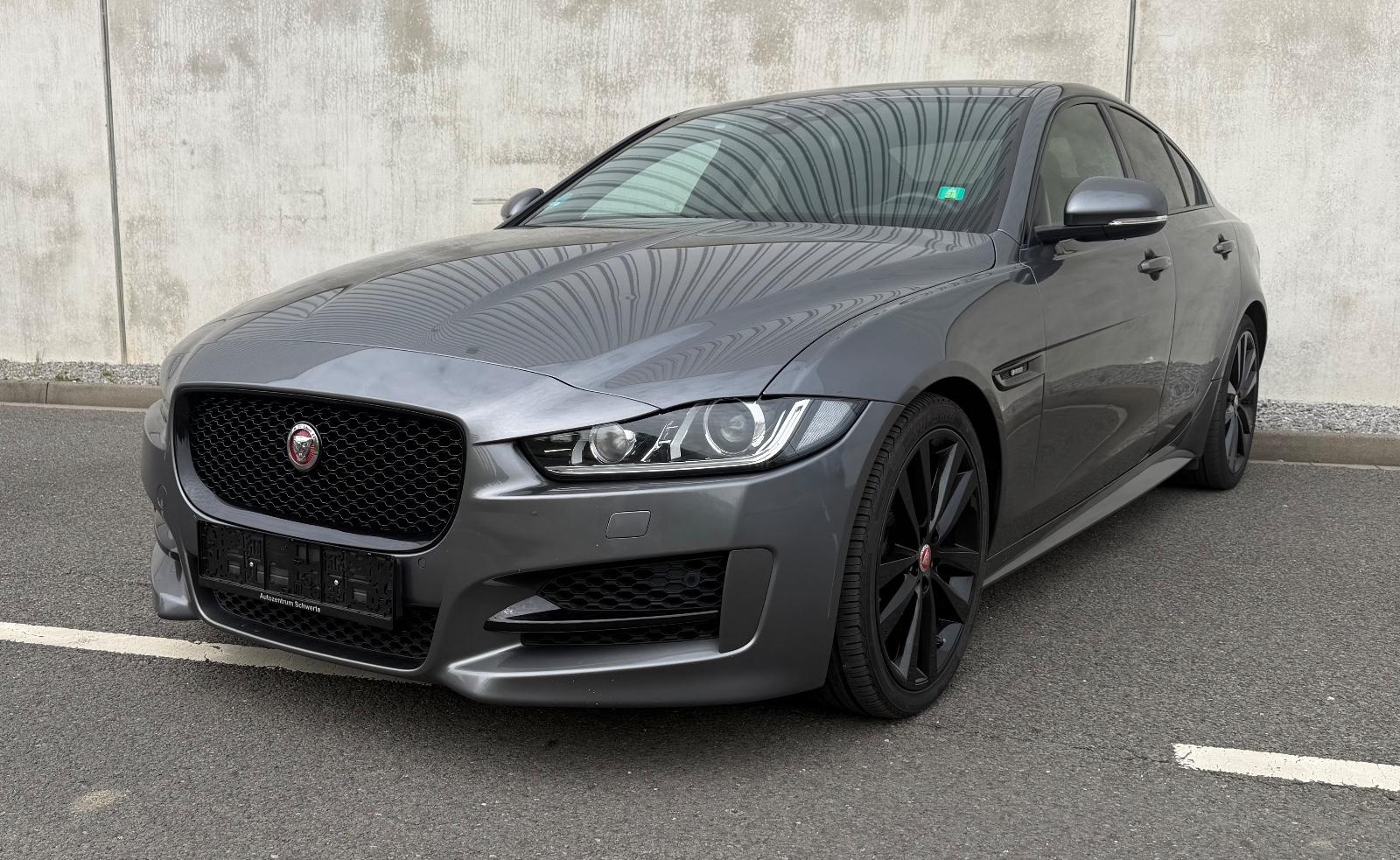Jaguar XE R-Sport