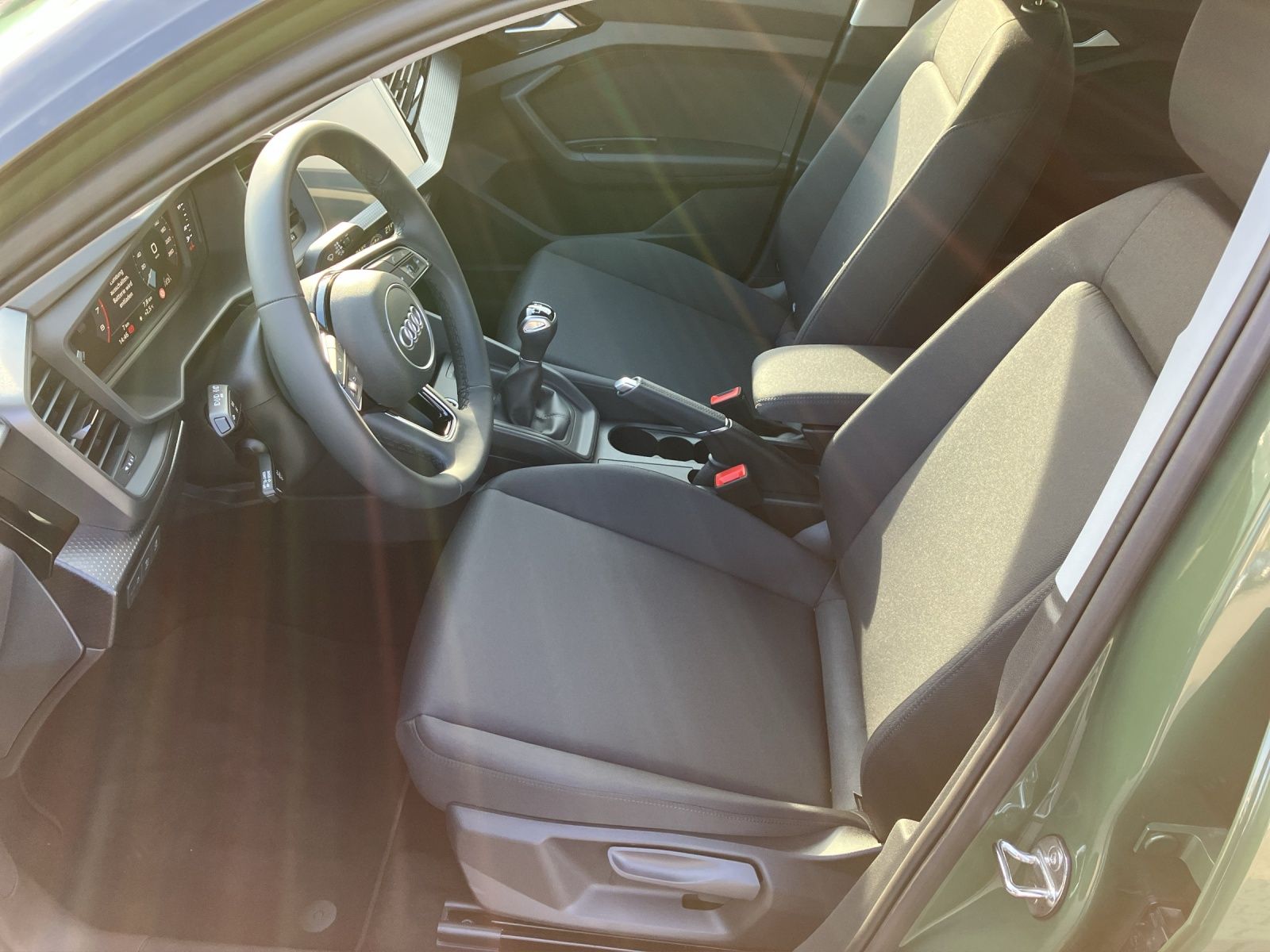 Fahrzeugabbildung Audi A1 Sportback 25 TFSI advanced LED AVC Climatroni