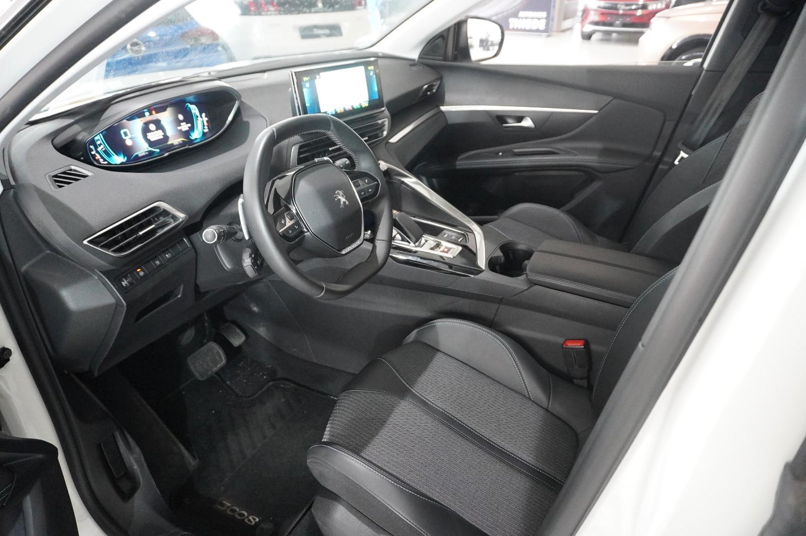 Peugeot 3008 Hybrid PHEV ALLURE NAVI/LED/KAMERA/SHZ/AHK