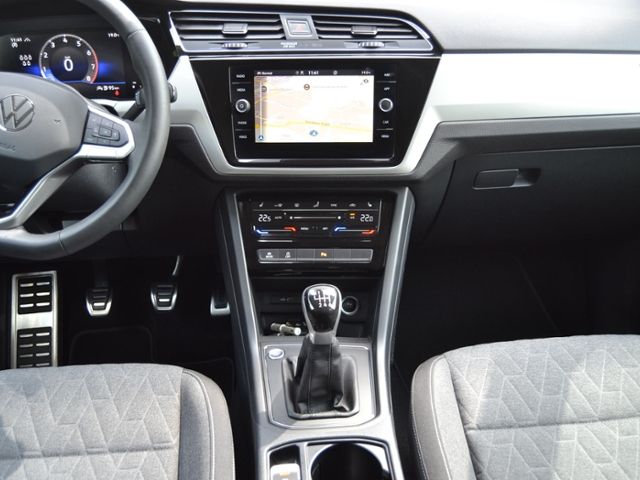 Touran 1.5 TSI Move 7-SITZER/IQ.DRIVE-PAKET/MATR