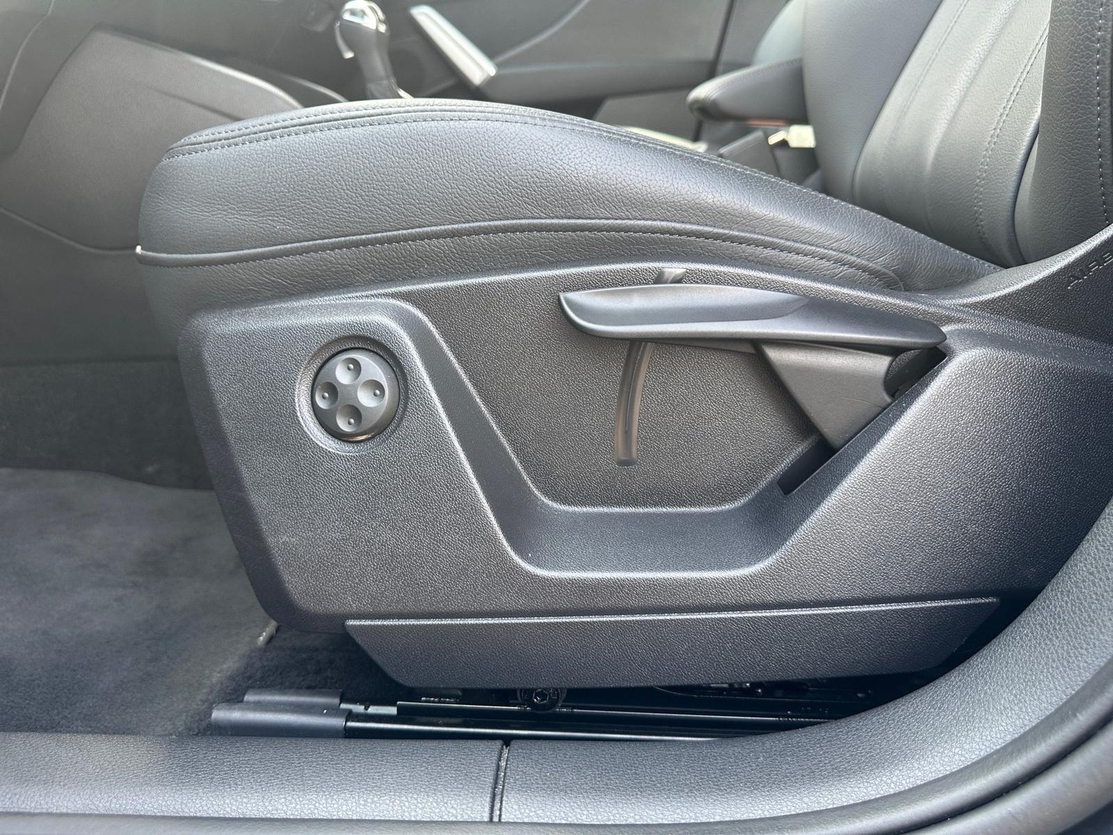 Audi Q2 advanced NAVI*LED*RFK*17LM*LEDER*GRA*5J GAR, миниатюра 8