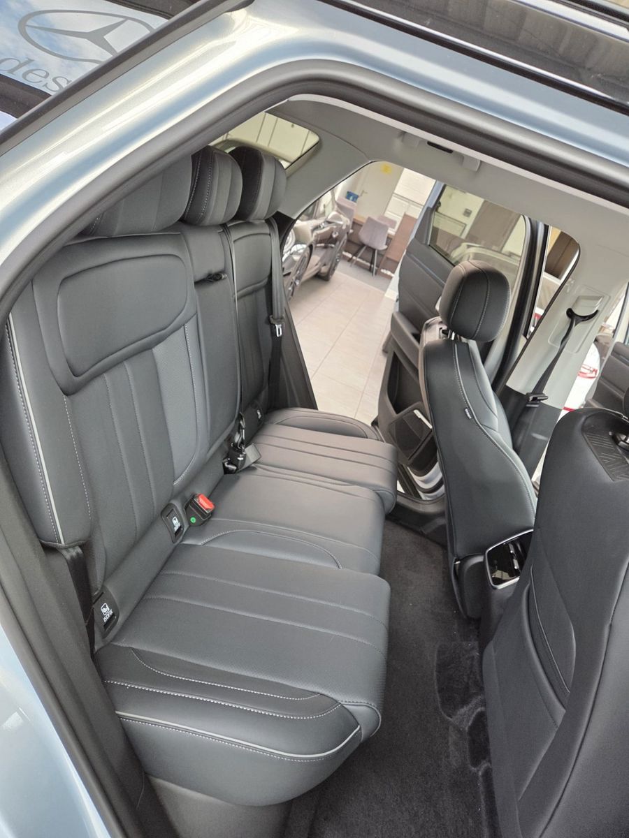 Fahrzeugabbildung JAECOO 7 1.5 TGDI PHEV 255 kW Exclusive/sofort