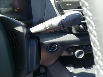 Citroën C4 Max PT130 AT °HUD°Navi°Leder°360°RFK°LED°SHZ°