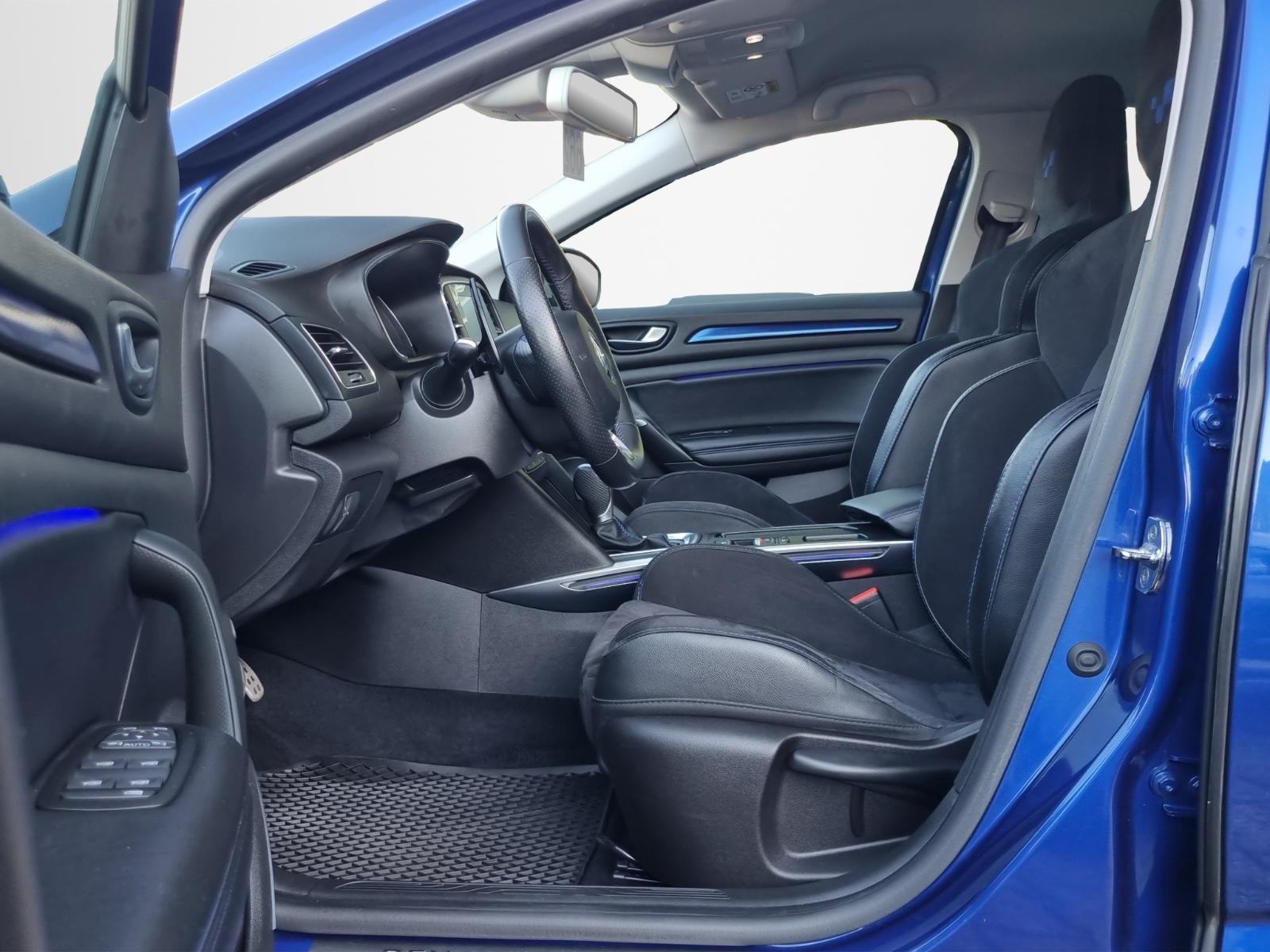 Renault Megane IV Grandtour GT*LED*LEDER*ALU*PDC*NAVI*
