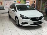 Opel Astra K Sports Tourer Business Start/Stop 1 Hand - Opel Astra: Kombi, H