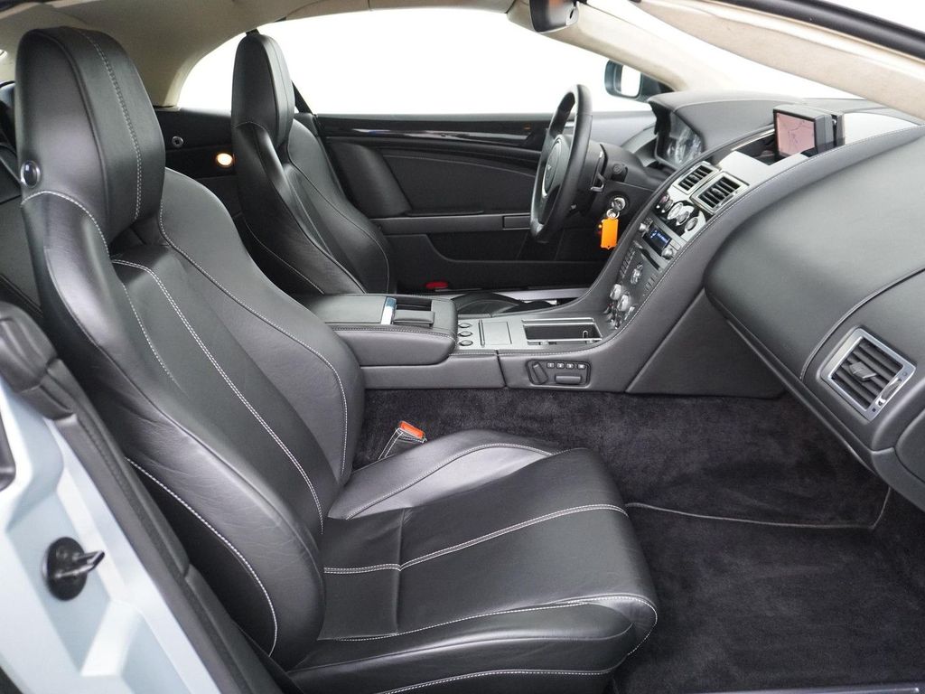 Aston Martin DB9 Volante 5.9 V12 Touchtronic NL Auto |  navi