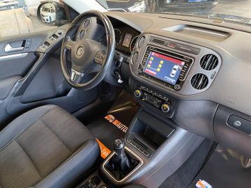 Volkswagen Tiguan Sport & Style 4Motion *NAVI*AHK*XENON*RFK