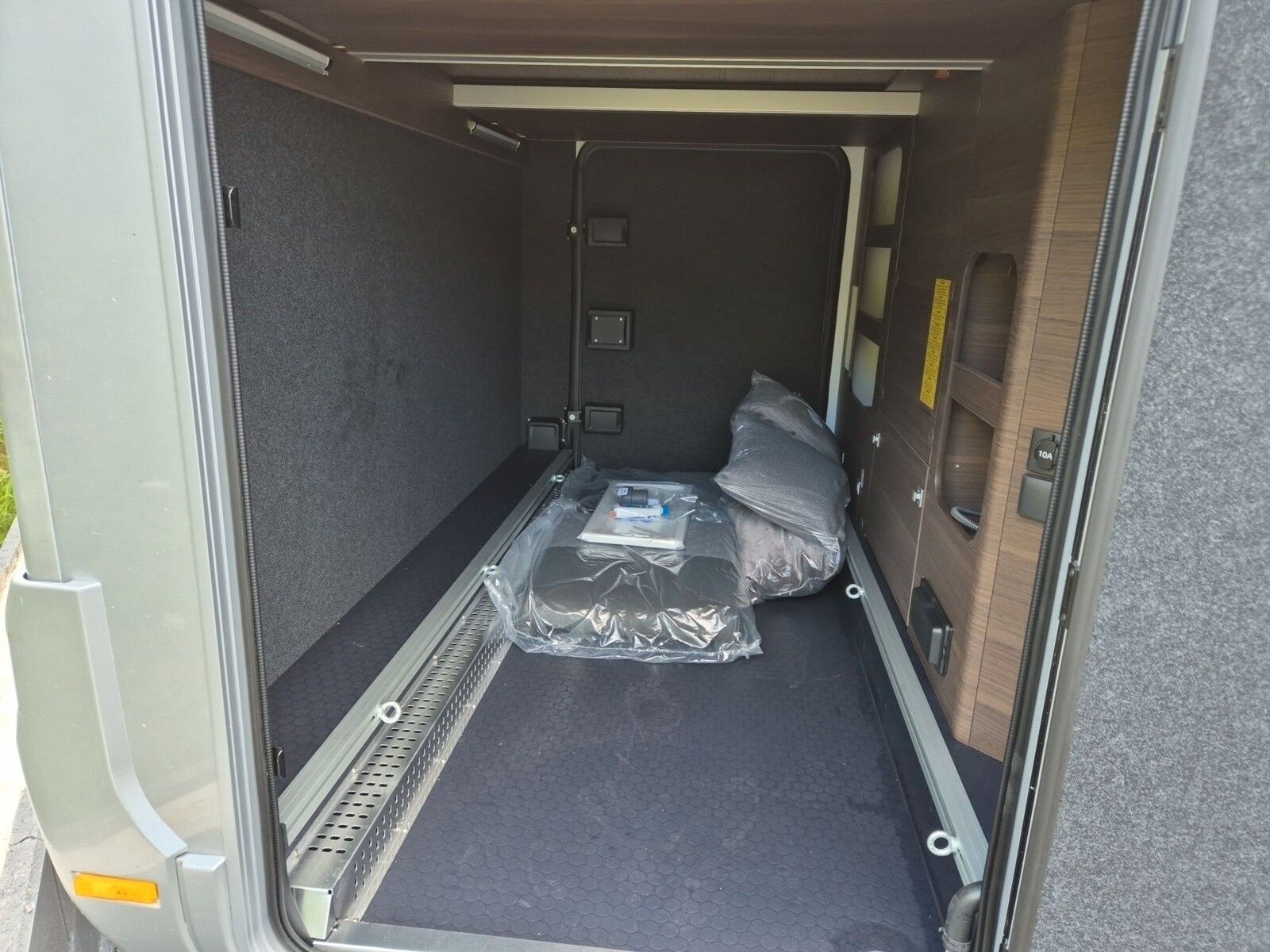 Fahrzeugabbildung Adria Coral Supreme 670 DL Markise,Radio,RFK,Alde,LED